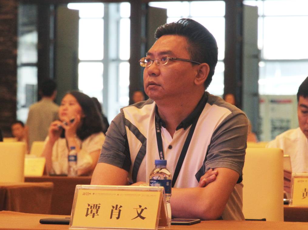 設(shè)計(jì)驅(qū)動(dòng) 品牌升級(jí)丨大將軍陶瓷攜手海峽兩岸四地室內(nèi)設(shè)計(jì)大賽 為設(shè)計(jì)發(fā)聲！
(圖2)